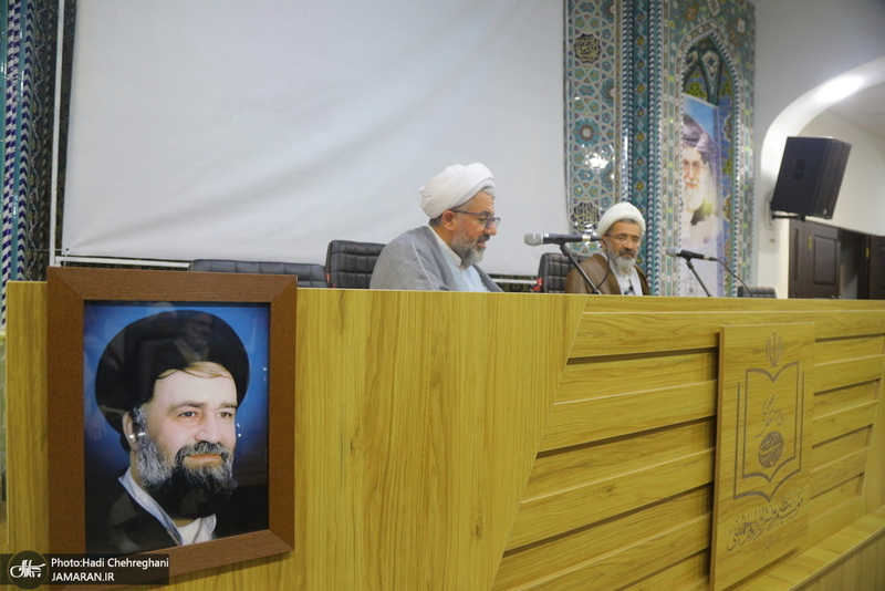 ‪نشست علمی با موضوع  آثار تقیه مداراتی در حج از منظر امام خمینی (ره) (42)