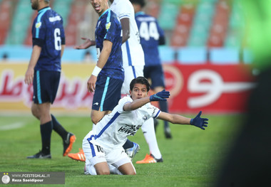 به رخ کشیدن آمادگی بدنی به سبک مهدی قایدی+ عکس