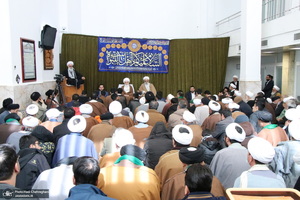 عمامه گذاری طلاب در روز عید مبعث توسط مراجع عظام تقلید‎‎