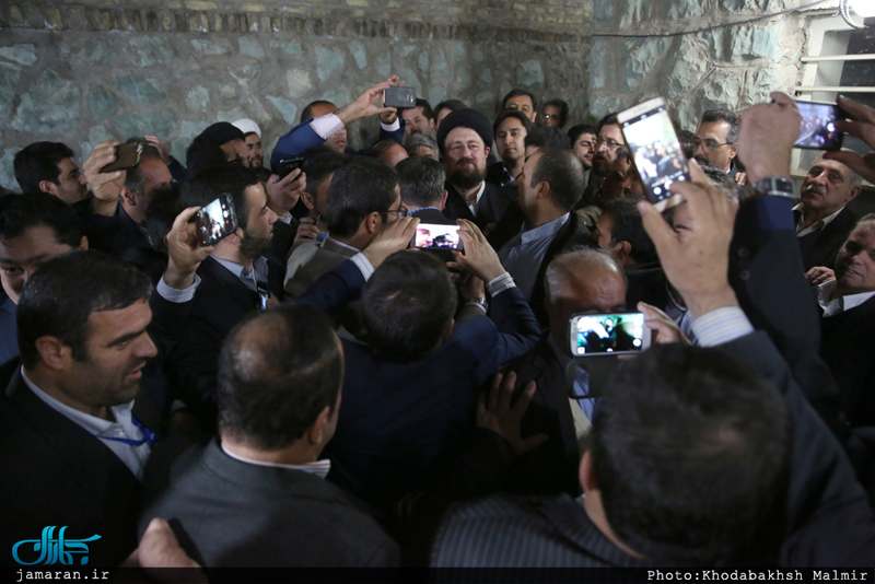 دیدار دبیر کل و اعضای حزب مردم سالاری با سید حسن خمینی 