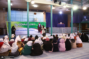 بازدید اقشار مختلف مردم از بیت امام خمینی (س) در جماران-2