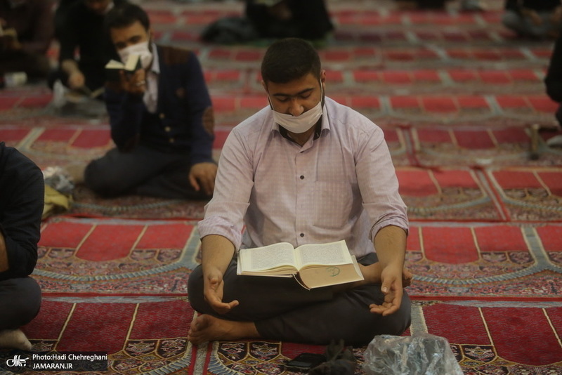 مراسم احیا شب بیست و سوم ماه مباررک رمضان در مصلای قدس قم