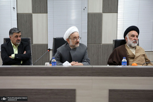 نشست علمی سیاست و روابط خارجی در اندیشه امام خمینی(س)