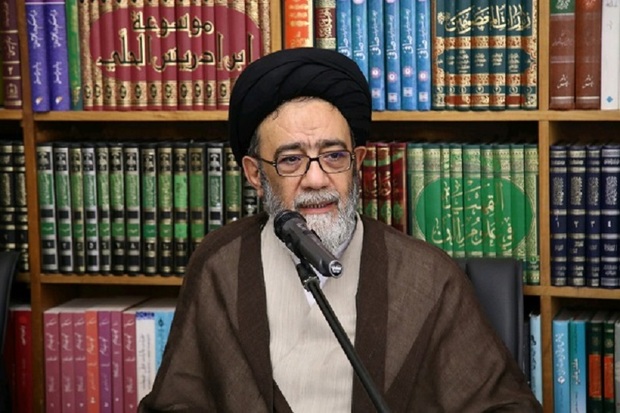 امام جمعه تبریز: لازمه دانشگاه های شاداب حاکمیت فضای سیاسی است