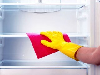 راهنمای گام به گام و ساده برای تمیز کردن یخچال
