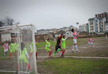 تیم فوتبال شهرداری آستارا قهرمان لیگ برتر بزرگسالان گیلان شد