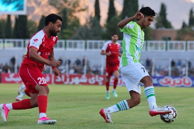 هفته هفتم لیگ برتر فوتبال ایران| خیبر خرم آباد 0-0 پرسپولیس؛ قرمزها هرچه زدند به در بسته خوردند