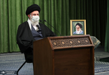  پخش زنده سخنرانی رهبر انقلاب در سالروز قیام 29 بهمن مردم تبریز