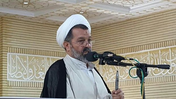 امام جمعه سبزوار: ایران برای توان دفاعی خود پای میز مذاکره نمی نشیند