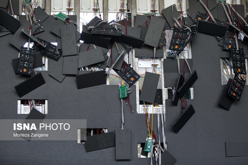 تصاویری از ساختمان شیشه‌ای سازمان صدا و سیما پس از تجاوز وحشیانه رژیم صهیونیستی