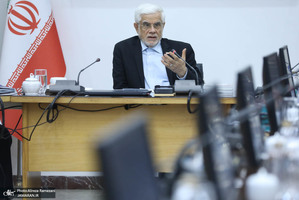 جلسه شورای جهاد دانشگاهی با حضور محمدرضا عارف