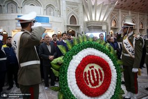 دیدار وزیر ارتباطات و معاونین با سید حسن خمینی