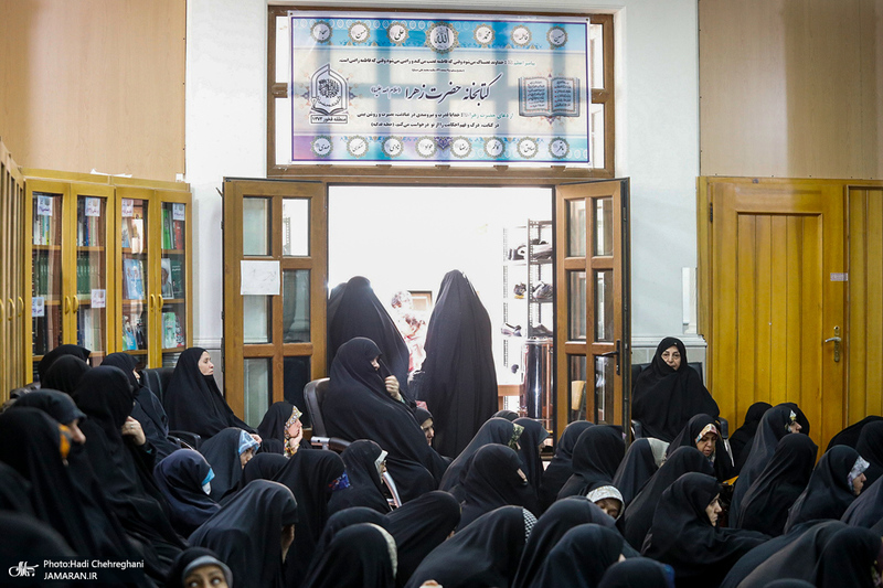 جشن میلاد حضرت زهرا (س) و زادروز حضرت امام خمینی (ره) در موسسه یاسین قم