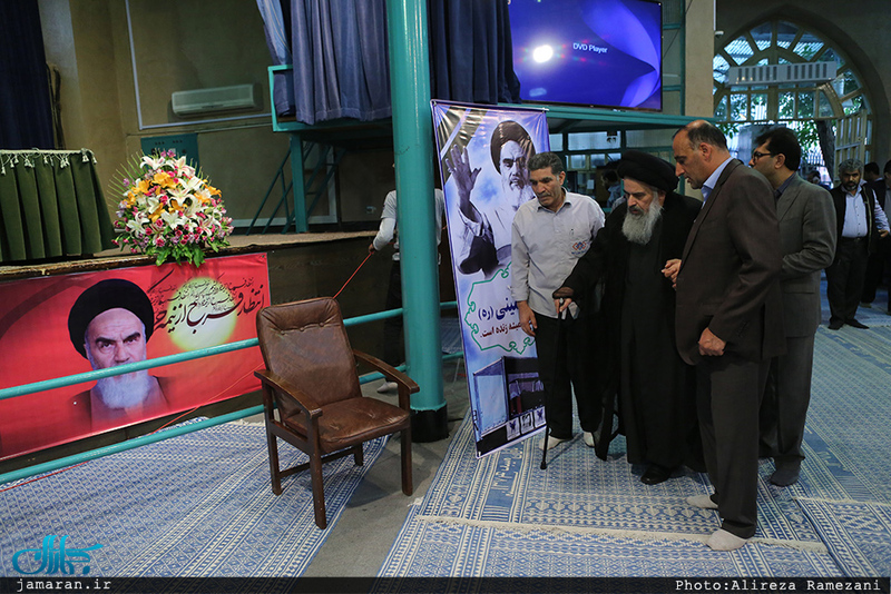 محفل انس با قرآن با حضور اساتید، دانشجویان و کارکنان دانشگاه آزاد اسلامی