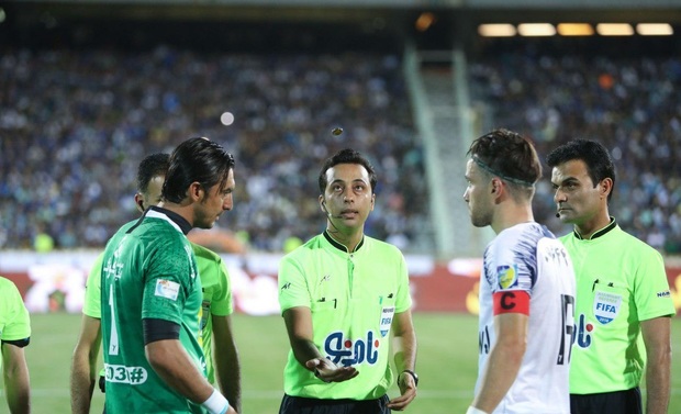 داوران هفته پایانی لیگ برتر؛ قضاوت بنیادی فر و حیدری برای پرسپولیس و سپاهان