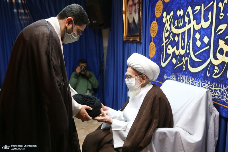 مراسم عمامه گذاری و جشن روز هفدهم ماه ربیع الاول در بیوت مراجع عظام تقلید