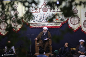 مراسم عزاداری دهه اول ماه صفر در بیت مرحوم آیت الله شاه آبادی‎