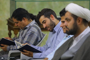 محفل ادبی با حضور استاد مجاهدی در مجتمع یادگار امام (س) قم