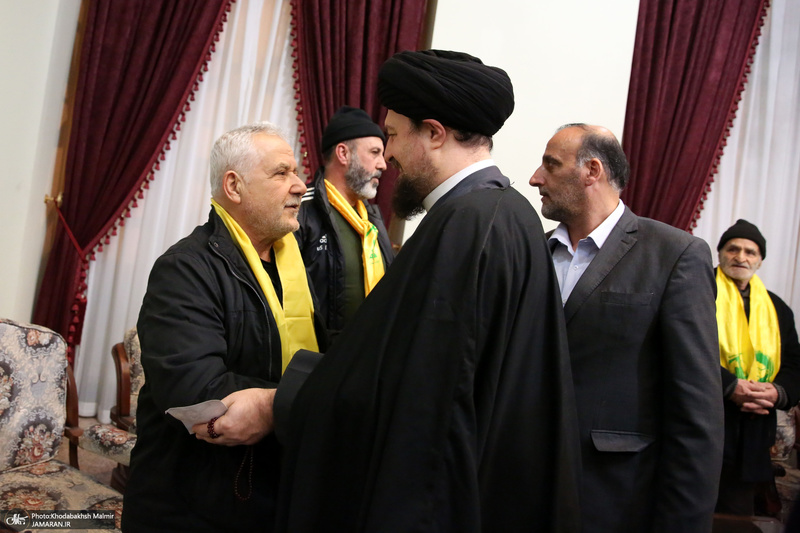 دیدار جمعی از خانواده  های شهدای لبنان با سیدحسن خمینی