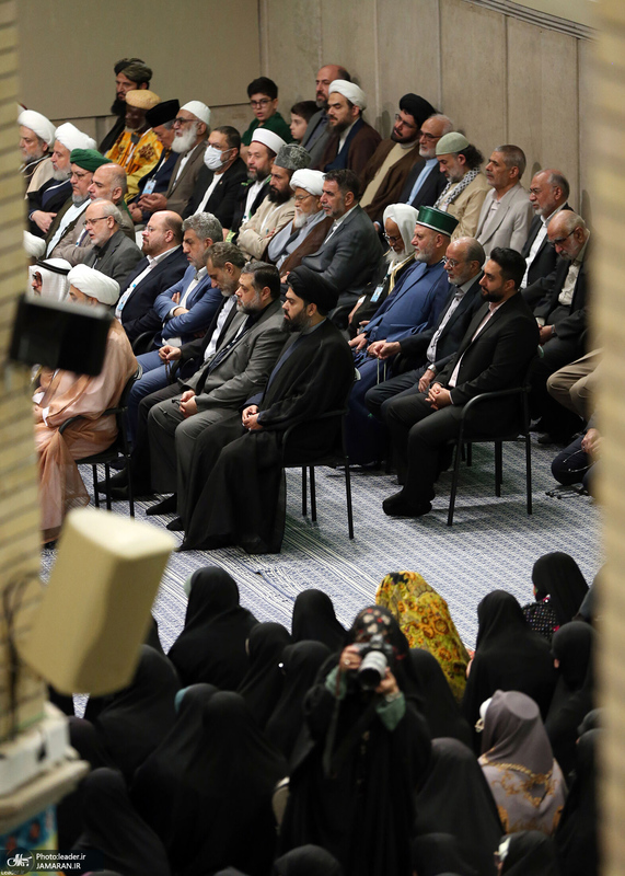 دیدار مسئولان نظام، سفرای کشور‌های اسلامی و مهمانان کنفرانس وحدت با رهبر انقلاب