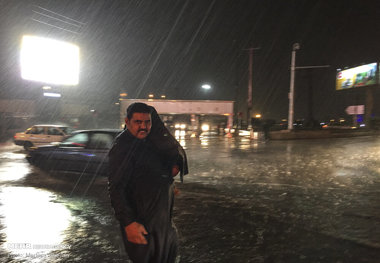 مردم اهواز و کارون در خانه خود حبس شده اند