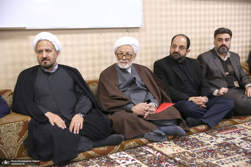 دیدار رئیس و جمعی از معاونان و مدیران مؤسسه تنظیم و نشر آثار امام خمینی(س) با نماینده مقام معظم رهبری در عراق