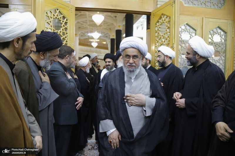 مراسم بزرگداشت رئیس جمهوری و یارانش در حرم حضرت معصومه(س)