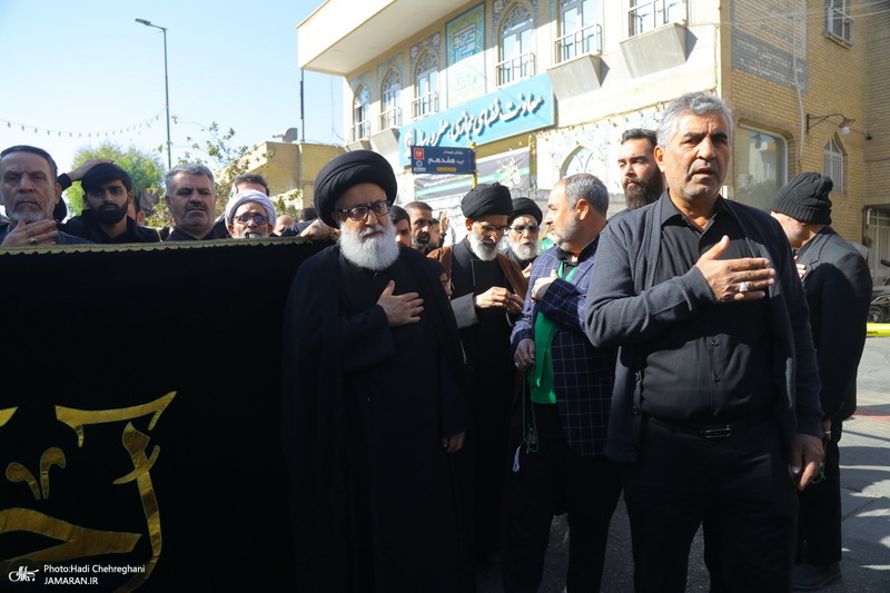 دسته عزاداری روز شهادت حضرت زهرا (س) با حضور آیت الله العظمی وحید خراسانی