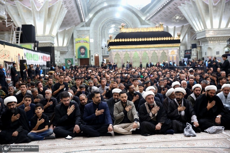 مراسم شام غریبان حسینی (ع) در حرم مطهر امام خمینی (س)