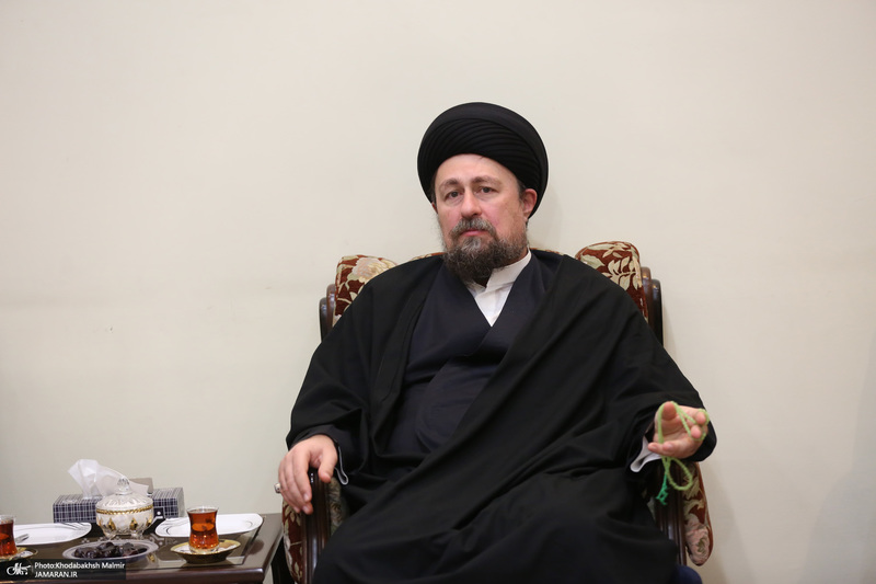 دیداررئیس و جمعی از کارکنان بنیاد مستضعفان با سید حسن خمینی