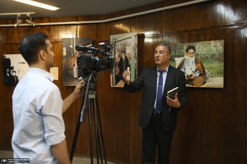 نشست هم اندیشی با ناشران عرب زبان در حسینیه جماران