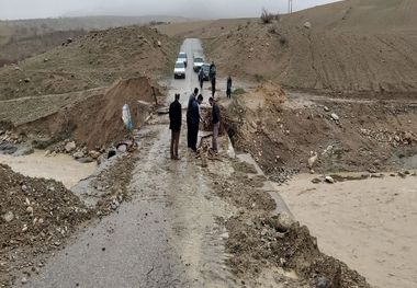 ارتباط ۶۰ روستای دلفان همچنان قطع است