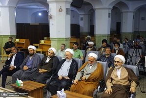 ‪نشست علمی با موضوع  آثار تقیه مداراتی در حج از منظر امام خمینی (ره) (27)