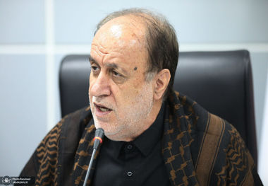 حاجی‌بابایی: ایران با اقتدار بر تنگه هرمز مسلط است و در برابر فشارها عقب‌نشینی نمی‌کند