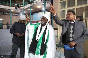 بازدید رهبر شیعیان کشور غنا از بیت امام خمینی در جماران