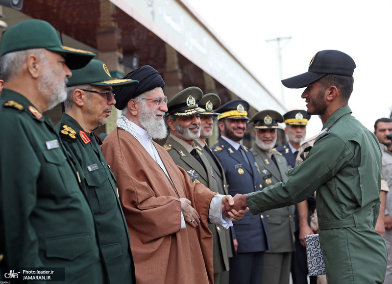 حضور و سخنرانی فرمانده معظم کل قوا در مراسم دانش‌آموختگی دانشجویان دانشگاه‌های افسری ارتش