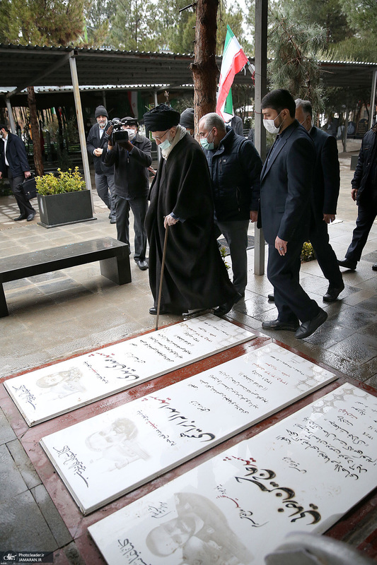 حضور رهبر معظم انقلاب در حرم مطهر حضرت امام خمینی(س)