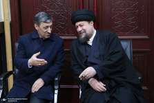 سید حسن خمینی: «بغض» را در جامعه پایین بیاورید/ باید به اقشار کم درآمد و پایین دست رسیدگی کرد/ حتی کسی که با ما از در ناسزاگویی می‌آید را هم جذب کنیم