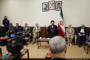 دیدار اعضای شورای مرکزی حزب موتلفه اسلامی با سید حسن خمینی 