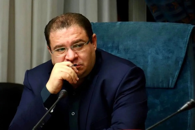 عذرخواهی دبیر شورای‌ اطلاع‌رسانی دولت به خاطر برخورد معاون وزیر بهداشت با یک خبرنگار