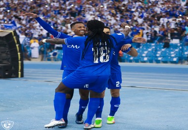 پاداش ویژه وزیر ورزش عربستان برای الهلالی‌ها+عکس
