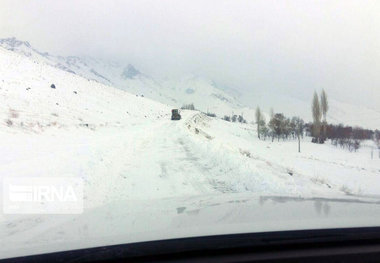 راه ارتباطی ۵۷ روستای کردستان همچنان مسدود است