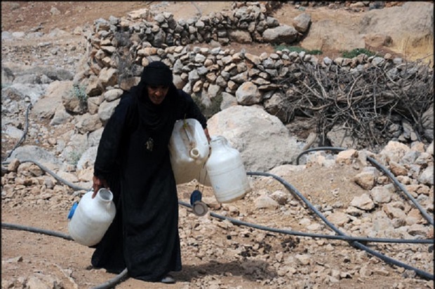 روستائیان  قزوین برای 24 ساعت آب شرب ذخیره کنند