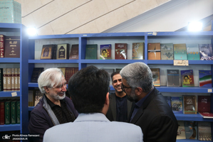 غرفه موسسه تنظیم و نشر آثار امام خمینی (ره) در سی و ششمین نمایشگاه کتاب تهران-6