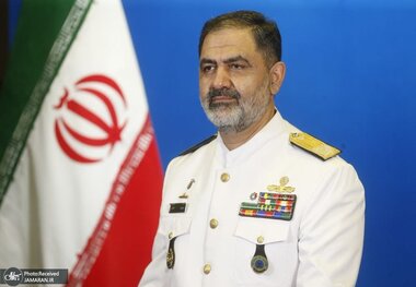 دریادار شهرام ایرانی: هفته دفاع مقدس نماد پایداری ملت ایران است؛ نیروی دریایی ارتش آماده دفاع همه‌جانبه از منافع ملی و عزت ایران اسلامی است