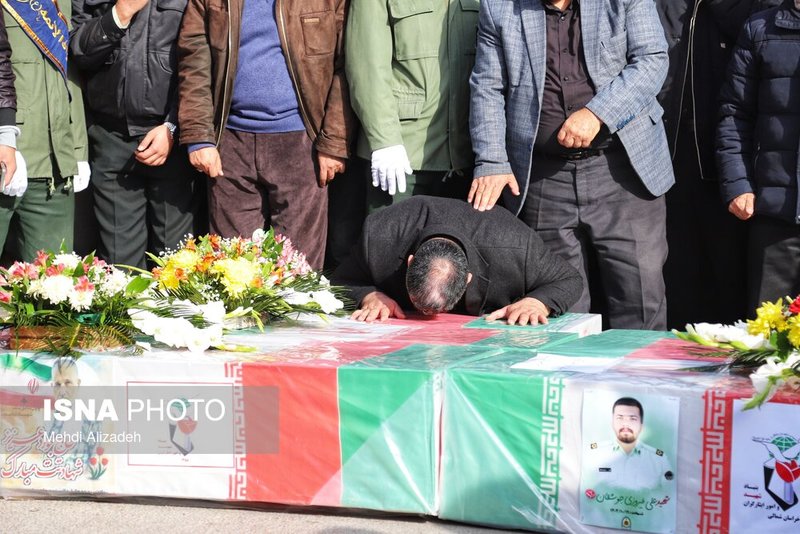 تصاویر/ تشییع پیکر شهدای حوادث اخیر در شهرهای مختلف ایران