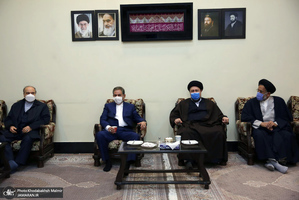 تجدید میثاق رئیس جمهور و اعضای هیأت دولت با آرمان‌های حضرت امام(س)