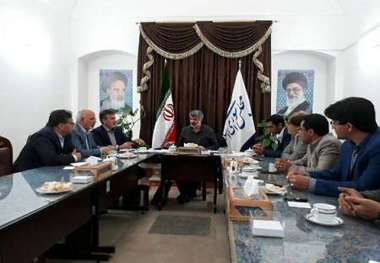 نماینده مجلس: کالاهای تولیدی یزد به خریداران معرفی شود