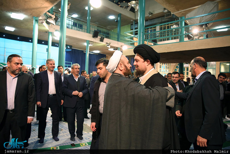 دیدار استاندار و جمعی از مدیران استان تهران با سید حسن خمینی