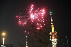مراسم جشن شب 22 بهمن در حرم امام خمینی (س)